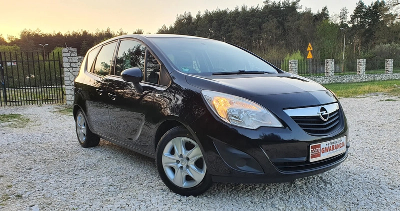 Opel Meriva cena 21999 przebieg: 199000, rok produkcji 2011 z Chmielnik małe 781